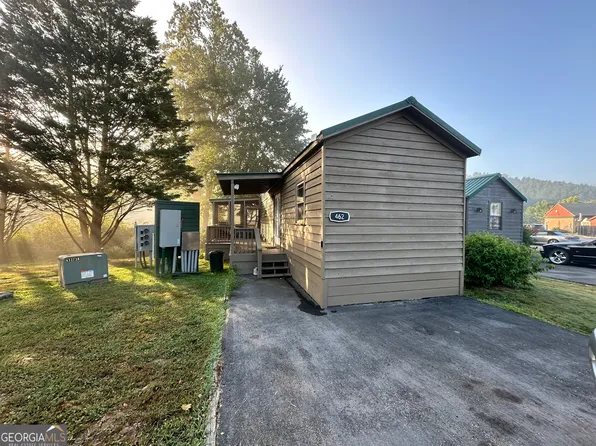 462 River Vista Dr, Dillard, GA 30537