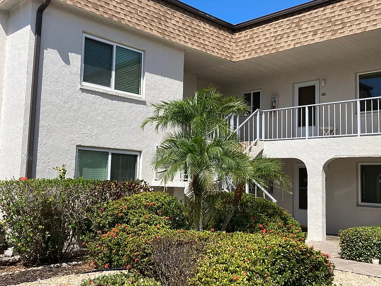 620 Flamingo Dr #201 — Photo 10