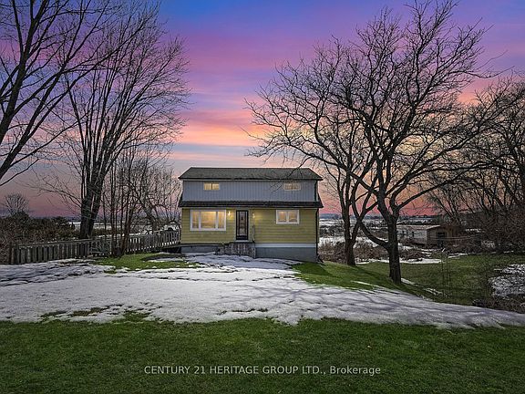 2nd image of 963 Canal Rd