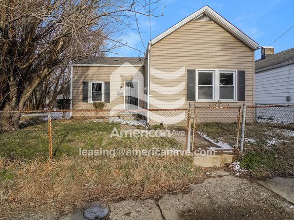 2135 Bradley Ave