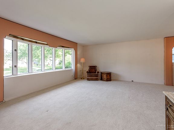 2nd image of 559 N 7th Ave