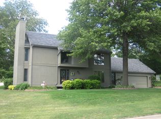 1234 Glenview Cir, Fairfield, IA