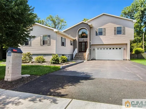 152 Mountain Ave, Piscataway, NJ 08854
