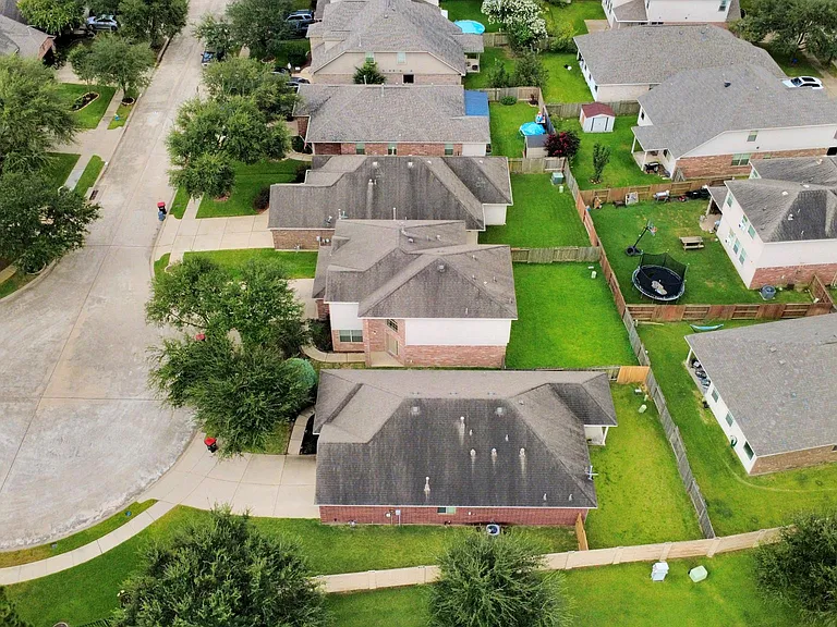 6106 Grassy Haven Ln — Photo 45