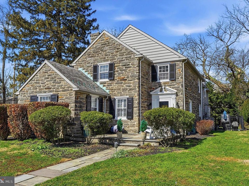 1st image of 187 Summit Ln