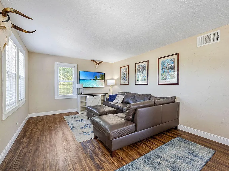 1425 E Crisafulli Rd — Photo 11