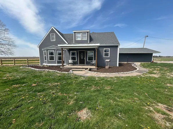 1736 E Us Highway 136, Carthage, IL 62321