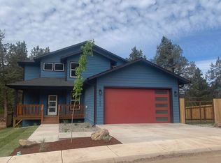1152 Orange Blossom Dr #135, Klamath Falls, OR 97601