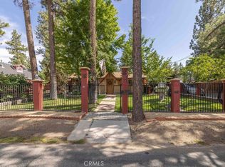 500 E Meadow Ln, Big Bear City, CA 92314