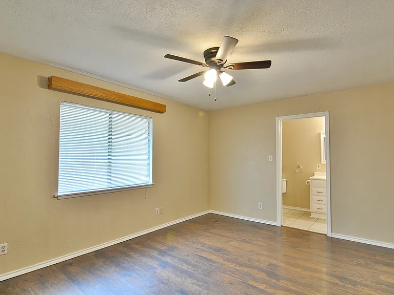 4133 Silverberry Ave — Photo 21