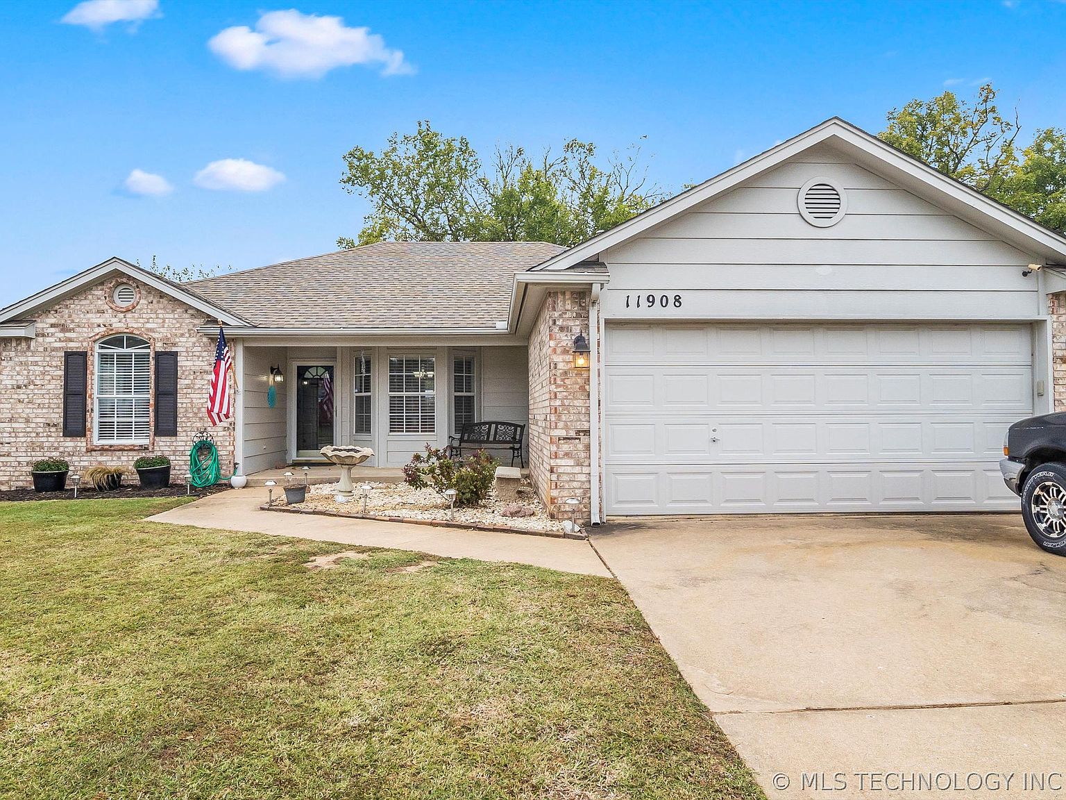 11908 S Gum Ave, Jenks, OK 74037 Zillow