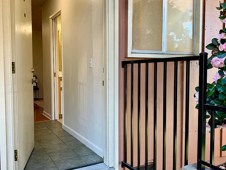 3040 Magliocco Dr #5 — Photo 14