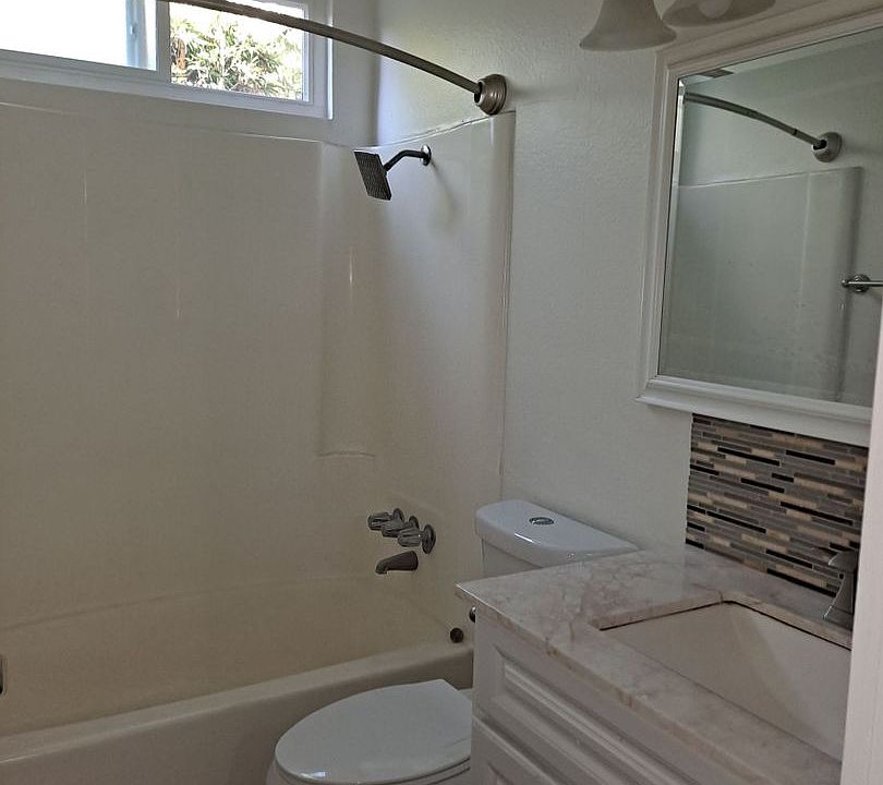 1st image of 4621 32nd St APT 2