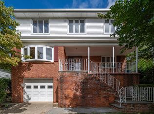 28 Shelburne Rd, Yonkers, NY 10710