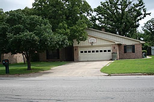 1st image of 3109 Forestwood Dr