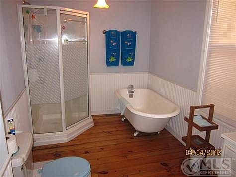 Shower and Tub in large main floor bath