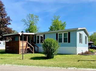 352 Cortland Dr, Ontario, NY 14519