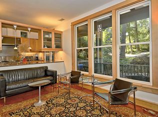 4708 Argyle Ave, Garrett Park, MD 20896