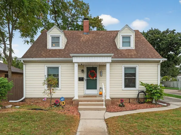 1519 McKinley Ave, South Bend, IN 46617