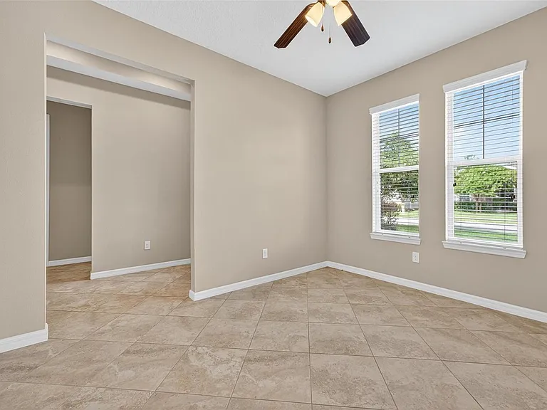 3637 NW 56th Ave — Photo 8