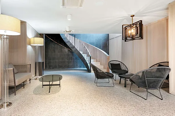 Rented by EXR | media 6