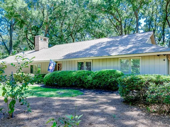 96 Barony Cir, Hilton Head Island, SC 29928
