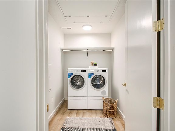 Bosch washer and dryer