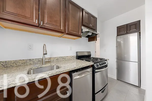 Rented by A&E Real Estate Management | media 2