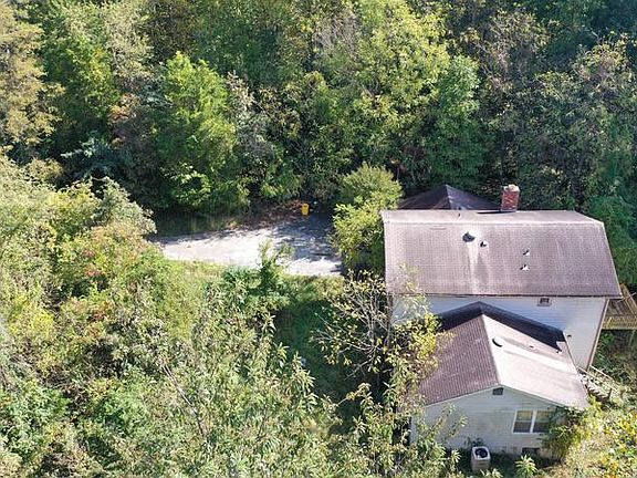 5th image of 933 Fiorenza Dr