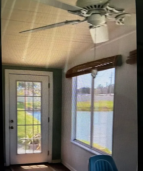 5700 Bayshore Rd — Photo 18