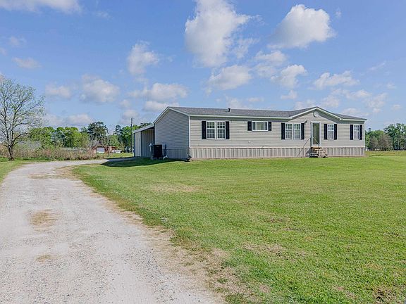 3rd image of 44067 La Coulee Rd