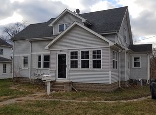 307 N Broad St, Lacon, IL 61540