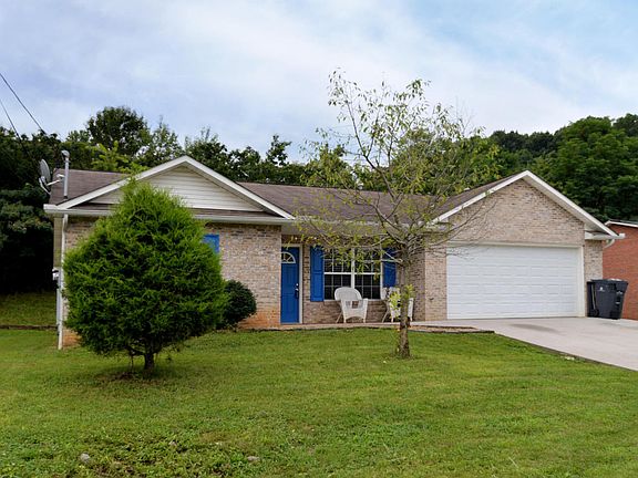 2nd image of 1844 Tillery Square Ln