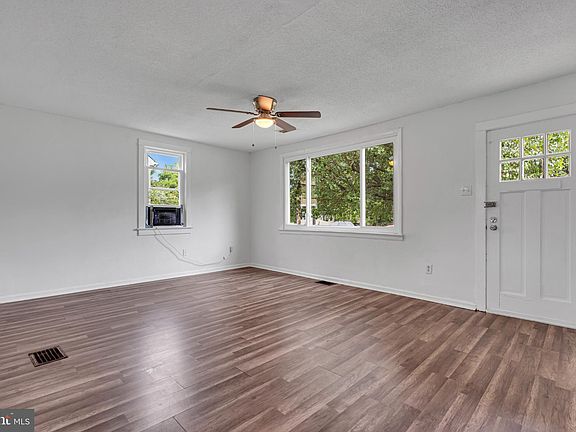 5th image of 41 Marlyn Ave
