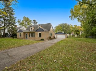 532 S Randall Rd, Aurora, IL 60506