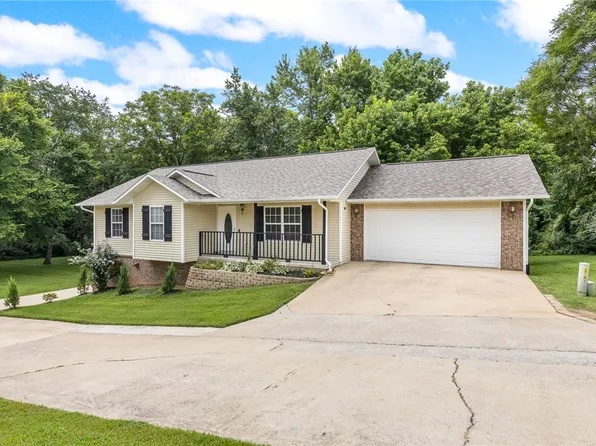 808 Parkview Dr, Harrison, AR 72601