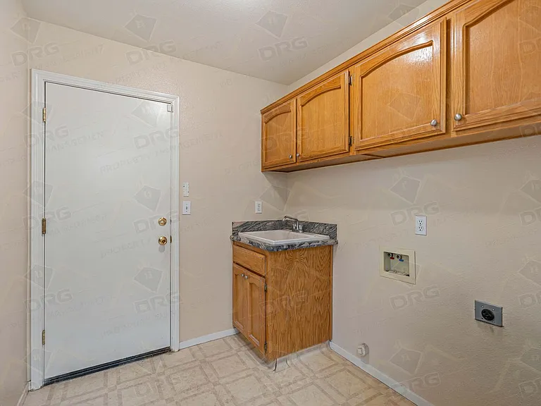 2713 Mozart Dr — Photo 12