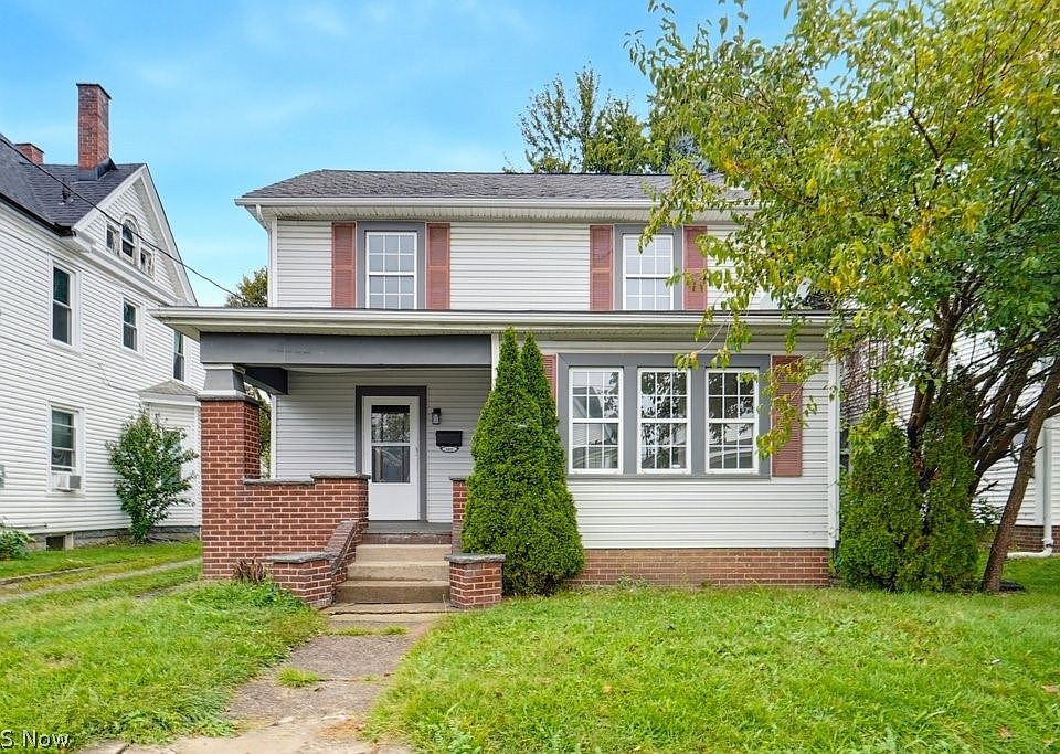 1st image of 1401 Ridgeway Pl NW