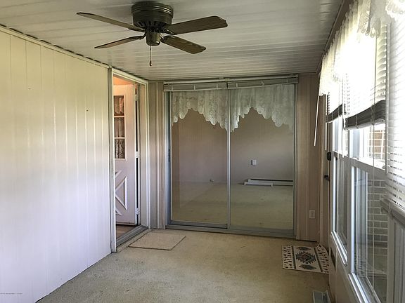 3rd image of 1264 Hamilton Court #A
