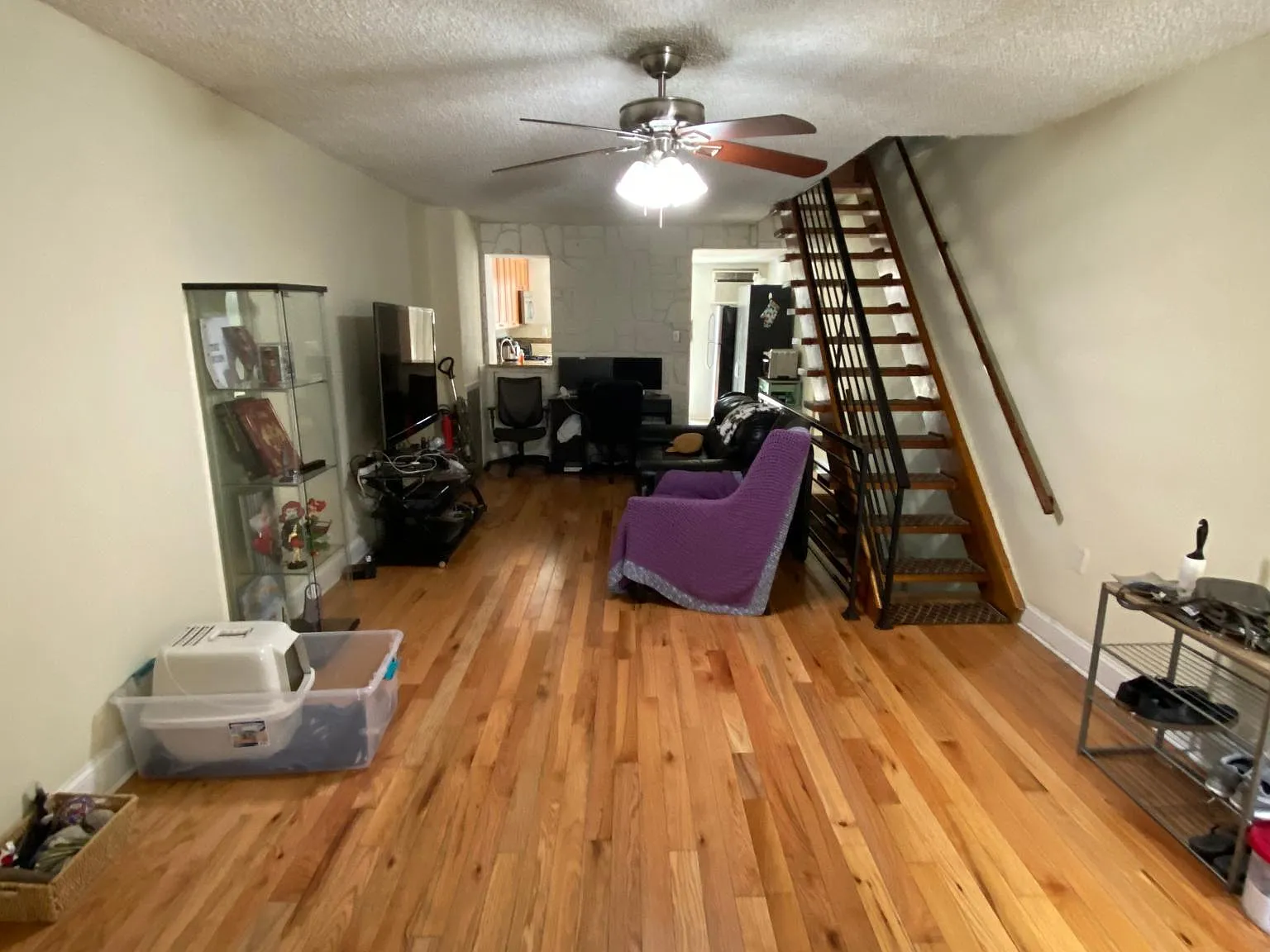 2 bed, 1200 sqft, $1,700 — Photo 3