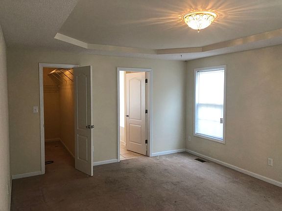 5th image of 4410 Harborgate Rd