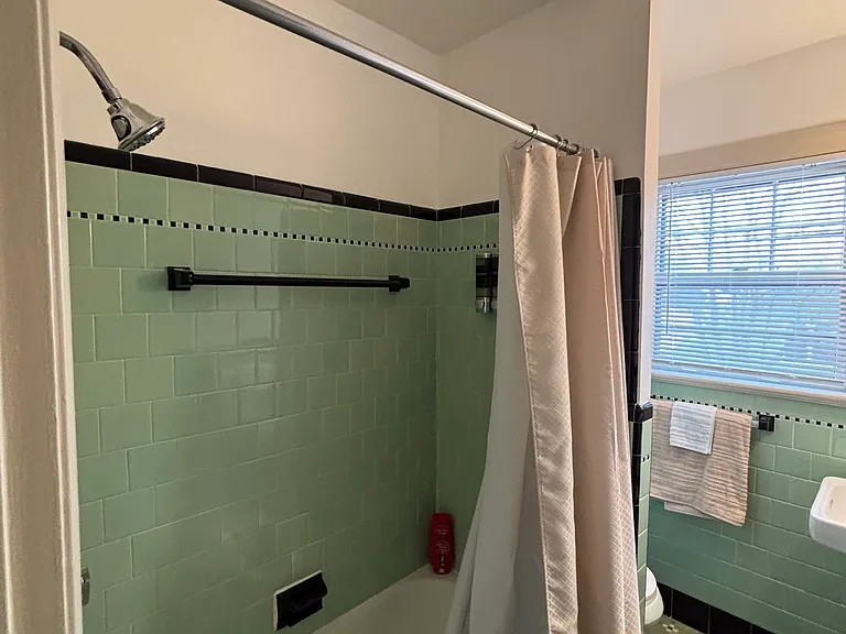45 Ayrault St #8 — Photo 33