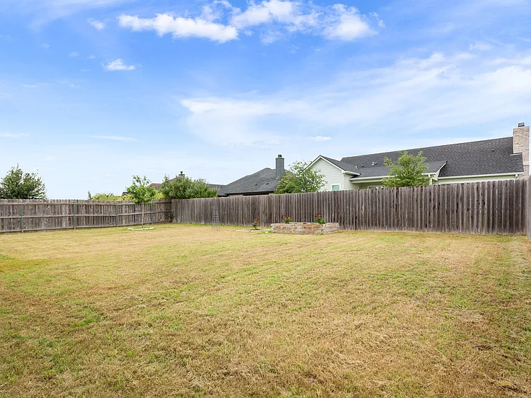10420 Fallen Leaf Dr — Photo 28