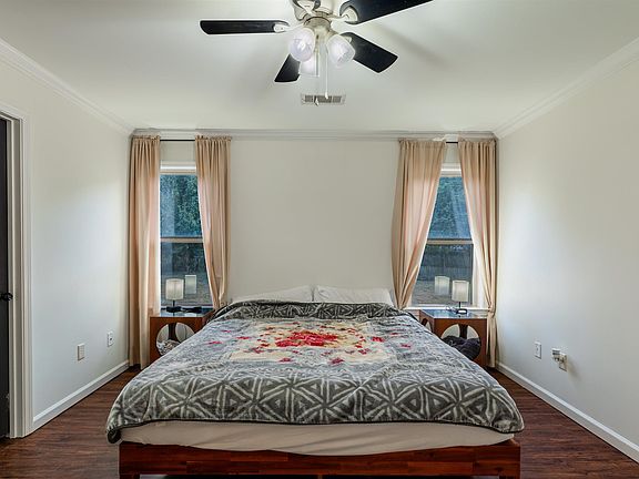 2nd image of 17 Orchid Ln