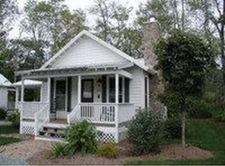 22 Fish Camp Cir, Newland, NC 28657