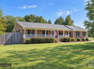 131 Patrick Rd, Gastonia, NC 28056
