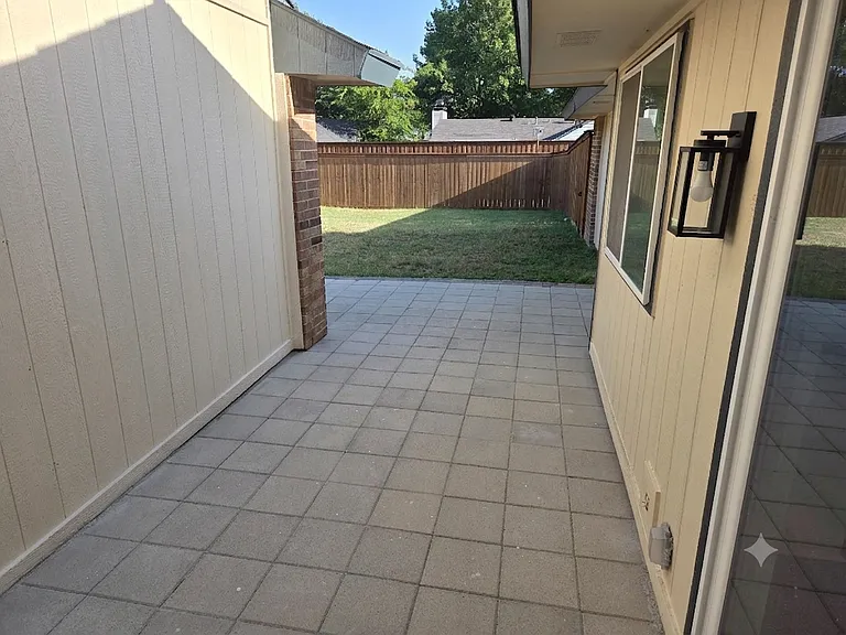 1130 Pyramid Dr — Photo 21