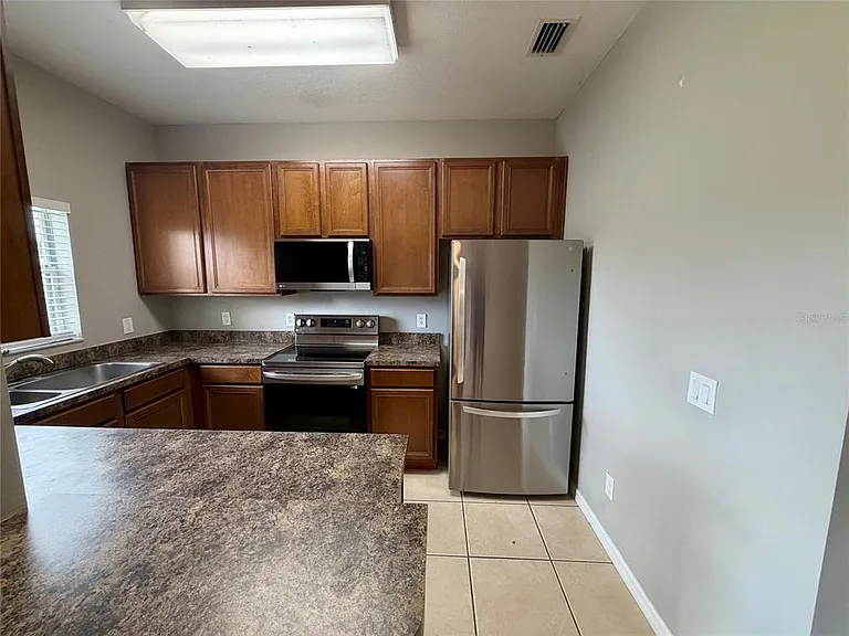 1840 Retreat View Cir — Photo 7