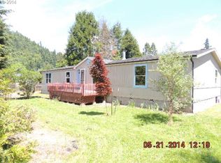 420 Fir St, Drain, OR 97435