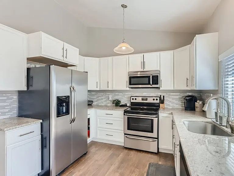 17989 E Ohio Cir — Photo 4